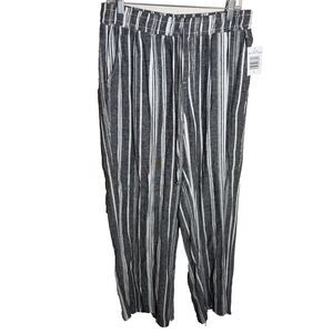 Briggs Pants Women's Large Striped Pull On Casual Summer Cut Off Casual NWT